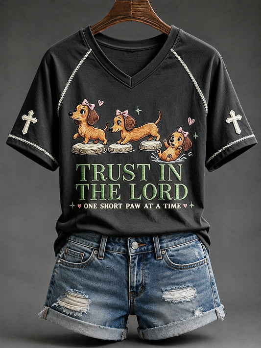 Women's Trust in the Lord Funny Christian Dachshund Print V-neck Short-sleeved T-shirt