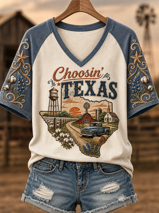 Women's Choosin' Texas Print Casual V-Neck Tee
