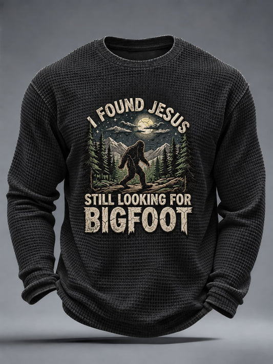 Men's 'I Found Jesus Still Looking For Bigfoot' Waffle Print Casual T-Shirt