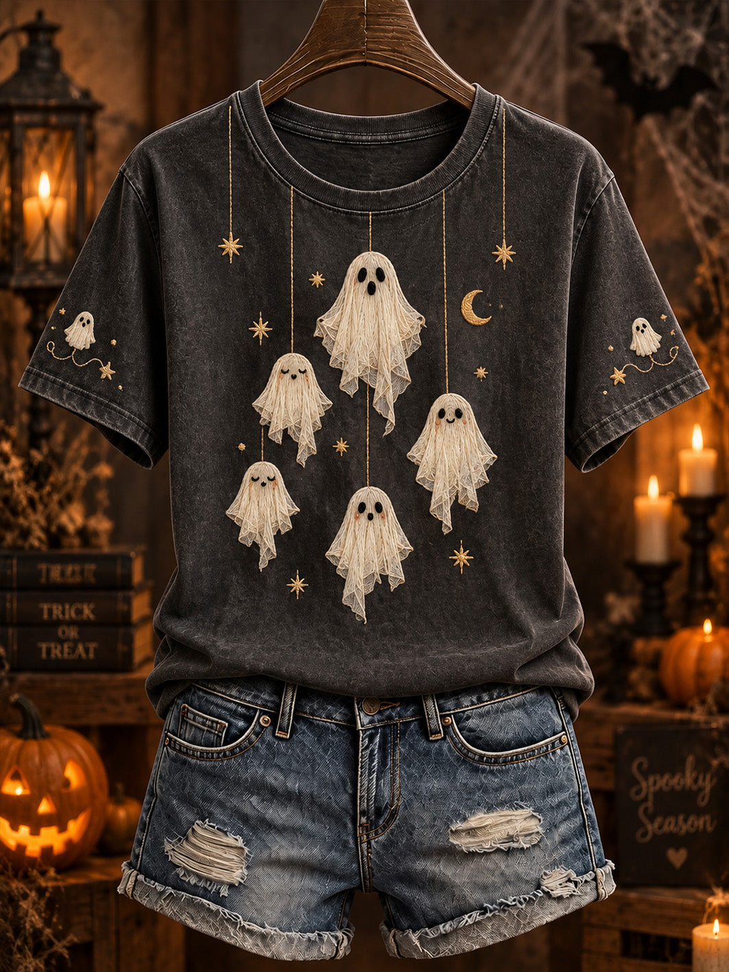 Women's Halloween ghost pattern print casual short-sleeve T-shirt.