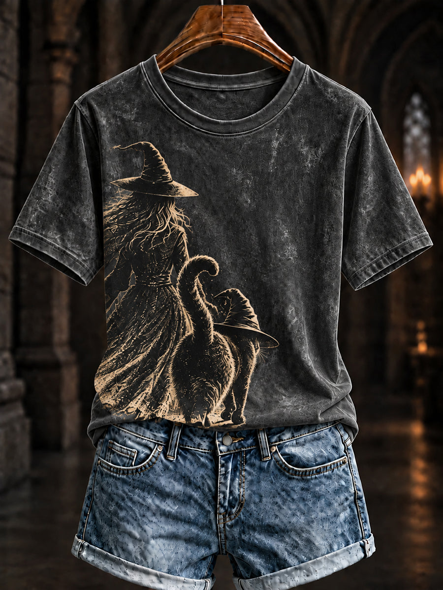 Women's Witch And Black Cat Halloween T-shirt