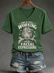 Women's Funny Christian Humor God Is Still Working On My Facial Expressions Owl Print Casual V-Neck T-shirt