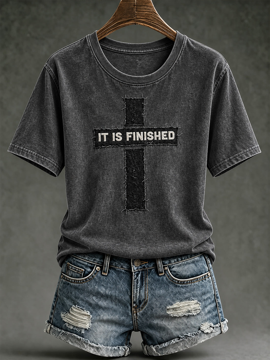 Women's IT IS FINISHED Pattern Causal Short-sleeved T-shirt